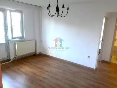 Apartament 2 camere,zona Viziru 3, etaj 5 - foto 2