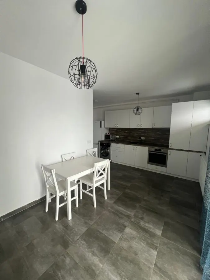 APARTAMENT DE VANZARE ISU BLOC NOU| 65MPU | DECOMANDAT | 105.000 EURO - foto 1