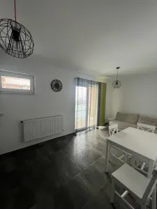 APARTAMENT DE VANZARE ISU BLOC NOU| 65MPU | DECOMANDAT | 105.000 EURO - foto 2