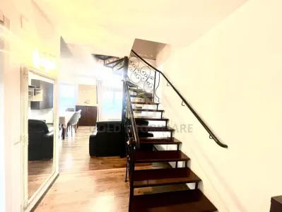 Apartament 3 camere pe 2 nivele zona Marul de Aur - foto 2