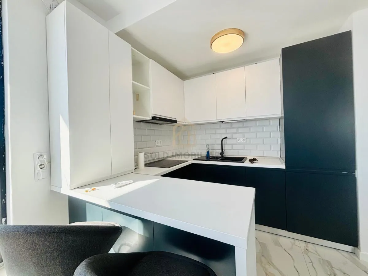 De închiriat Penthouse modern - foto 3