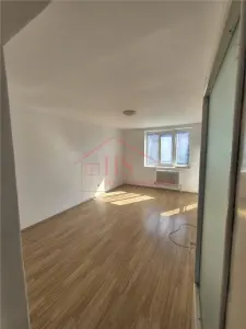 Apartament de vanzare cu 3 camere, etaj intermediar. Strada Horea, Floresti - foto 12