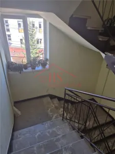 Apartament de vanzare cu 3 camere, etaj intermediar. Strada Horea, Floresti - foto 3