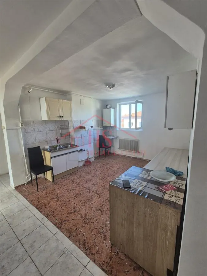 Apartament de vanzare cu 3 camere, etaj intermediar. Strada Horea, Floresti - foto 7
