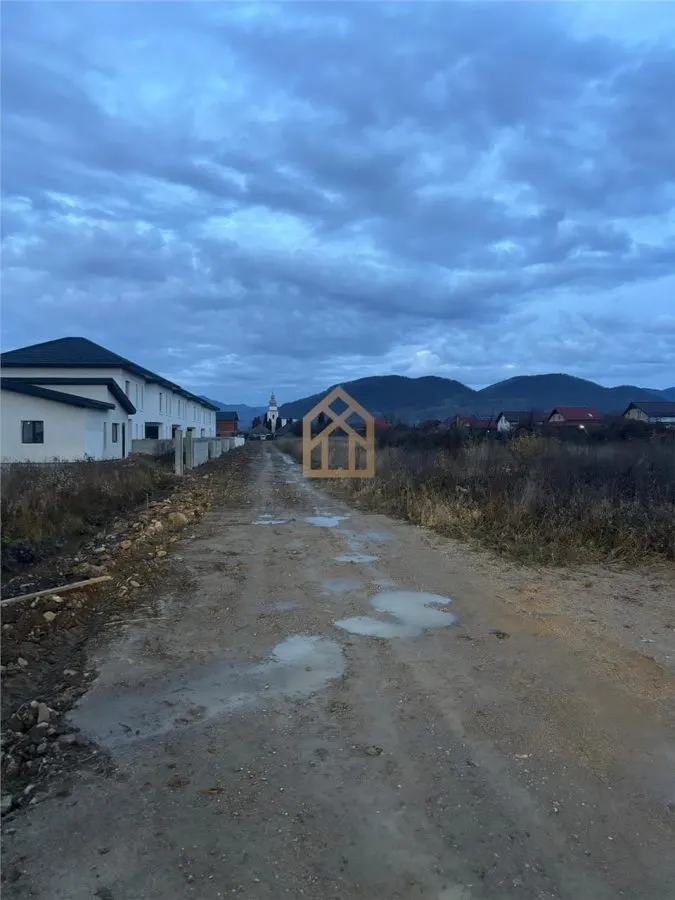 Teren de vânzare parcele 500 mp cu proiect de casa P+1 aprobat - foto 2