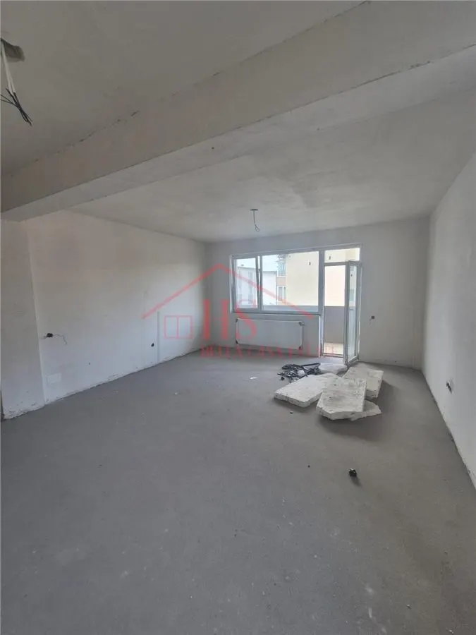 Apartament  2 camere, garaj inclus, etaj intermediar.  Urusagului, Floresti - foto 11
