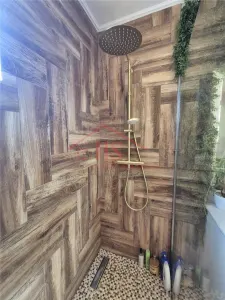 Casa individuala cu CF,  5 camere  la intrare in Campenesti. Zona linistita, priveliste superba - foto 17