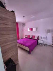 Casa individuala cu CF,  5 camere  la intrare in Campenesti. Zona linistita, priveliste superba - foto 18