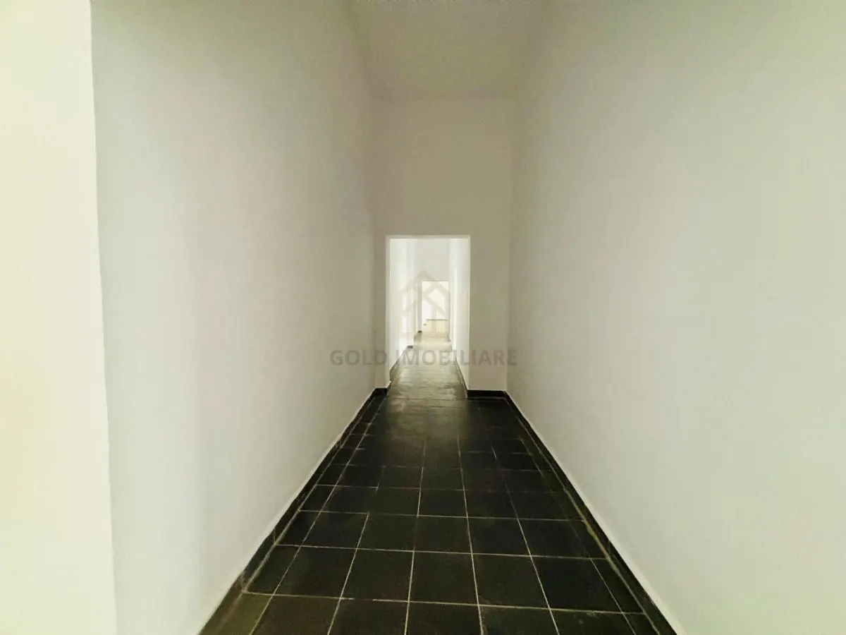 Hale de inchiriat de 350mp pana la 600 mp Baia Mare - foto 4