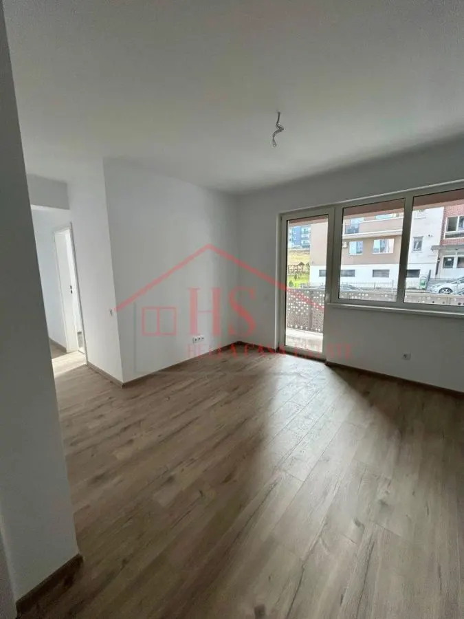 Apartament de vanzare cu 3 camere, parter inalt cu balcon. Zona linistita,  Teilor Floresti - foto 1