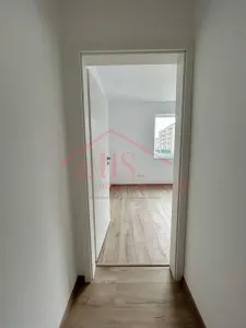 Apartament de vanzare cu 3 camere, parter inalt cu balcon. Zona linistita,  Teilor Floresti - foto 12