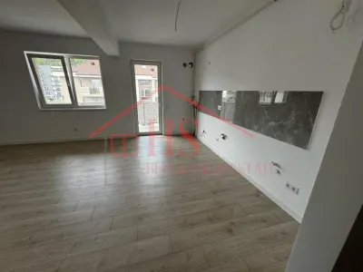 Apartament de vanzare cu 3 camere, parter inalt cu balcon. Zona linistita,  Teilor Floresti - foto 18