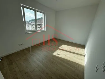 Apartament de vanzare cu 3 camere, parter inalt cu balcon. Zona linistita,  Teilor Floresti - foto 24