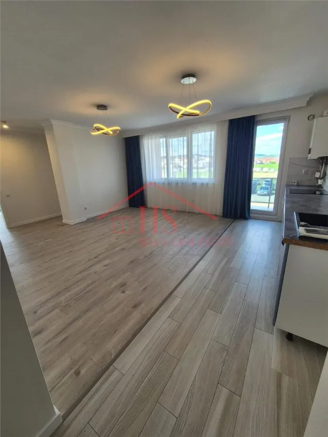 Apartament finisat premium cu 4 camere. Zona Poligonului din Floresti - foto 1