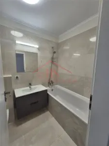 Apartament finisat premium cu 4 camere. Zona Poligonului din Floresti - foto 26