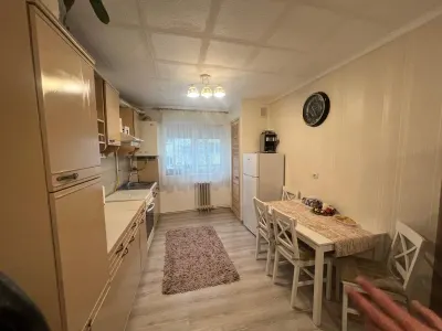 APARTAMENT DE 3 CAMERE,  ARTARILR, ETAJUL 1, (75 MPU). - Bistrita
