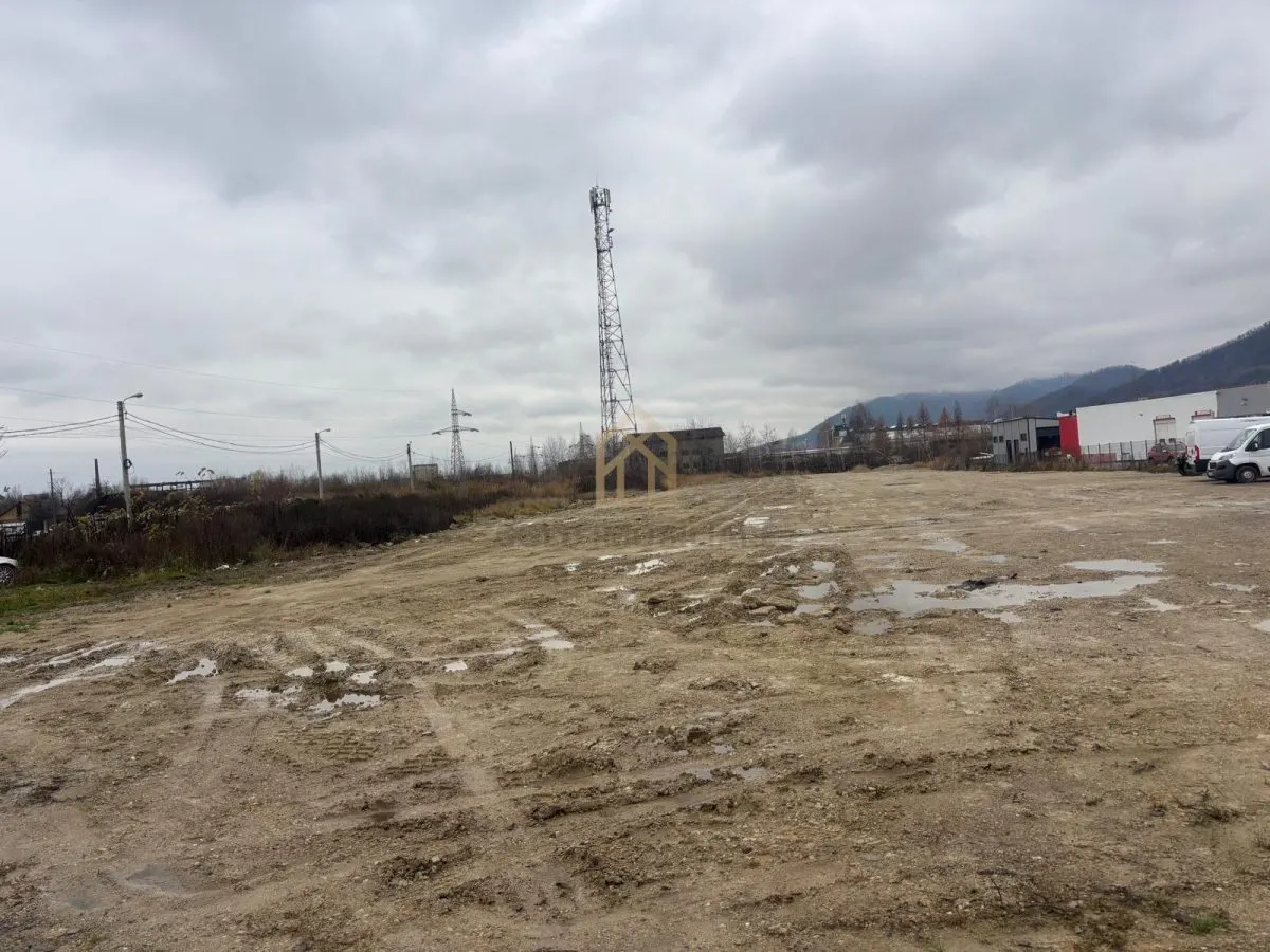 De vanzare teren intravilan cu proiect pentru 5 hale industriale - foto 4
