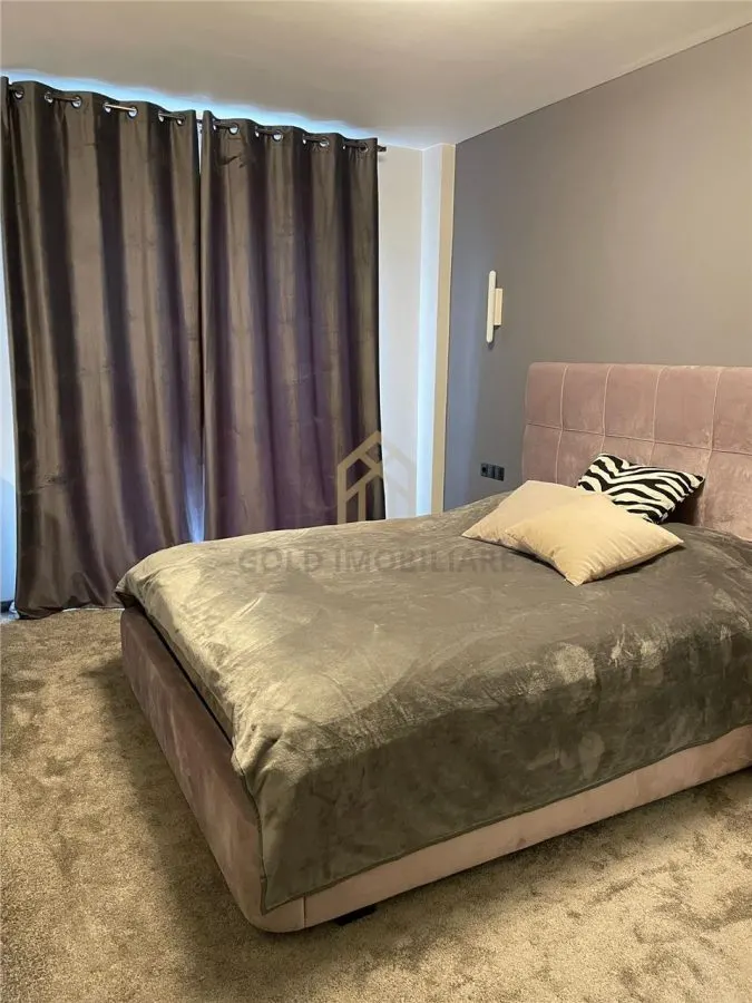 De inchiriat apartament 3 camere zona Parc - foto 6