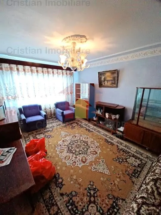 URGENT! 3 camere, 2 bai, DECOMANDAT Dorobantilor - Rosiori - foto 2
