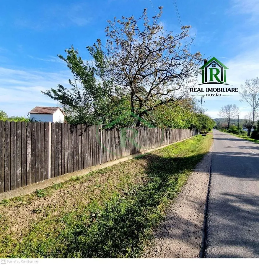 Teren intravilan Niscov- Vernesti, la strada! - foto 1