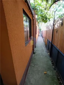 Pta Saraca Casa 3 cam Caramida 100mp utili toate utilitatile teren 196 mp - foto 2