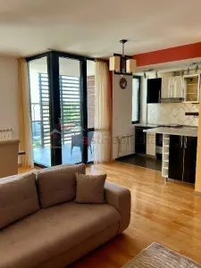 Apartament 3 camere  decomandat 105mp - foto 9