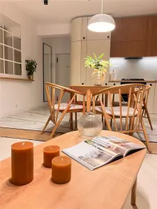Ultracentral! Apartament 2 camere, deosebit, etaj intermediar. P-ta Mihai Viteazu - Cluj-Napoca