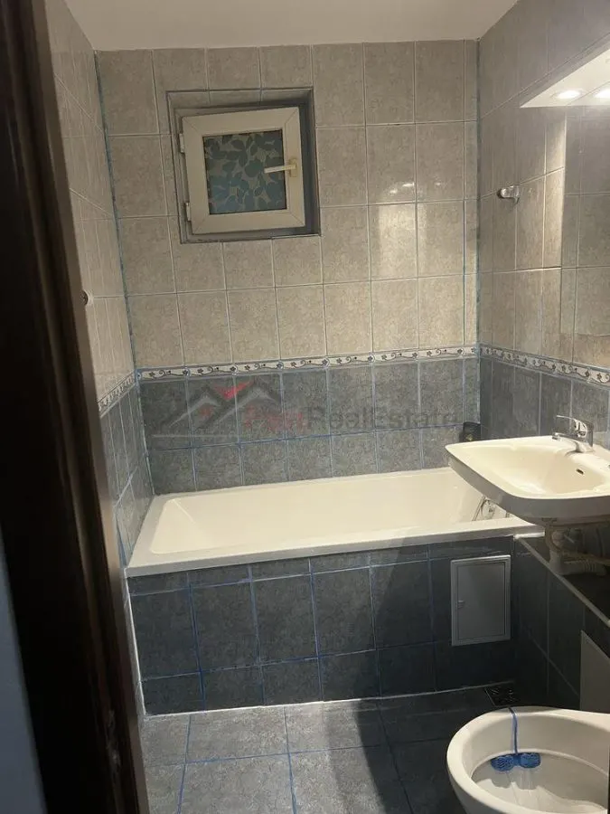 Apartament 3 camere de inchiriat - foto 8