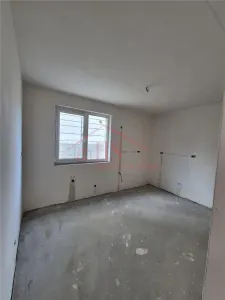 Casa individuala cu 6 camere  la intrare in Dezmir. - foto 16