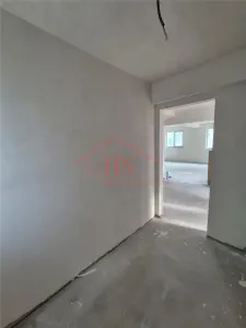 Casa individuala cu 6 camere  la intrare in Dezmir. - foto 21