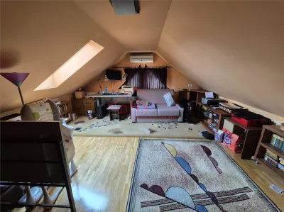 Casa cu 5 camere, tip duplex,  mobilata si utilata+gradina.Floresti zona Iazului - foto 21