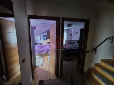 Casa cu 5 camere, tip duplex,  mobilata si utilata+gradina.Floresti zona Iazului - foto 9