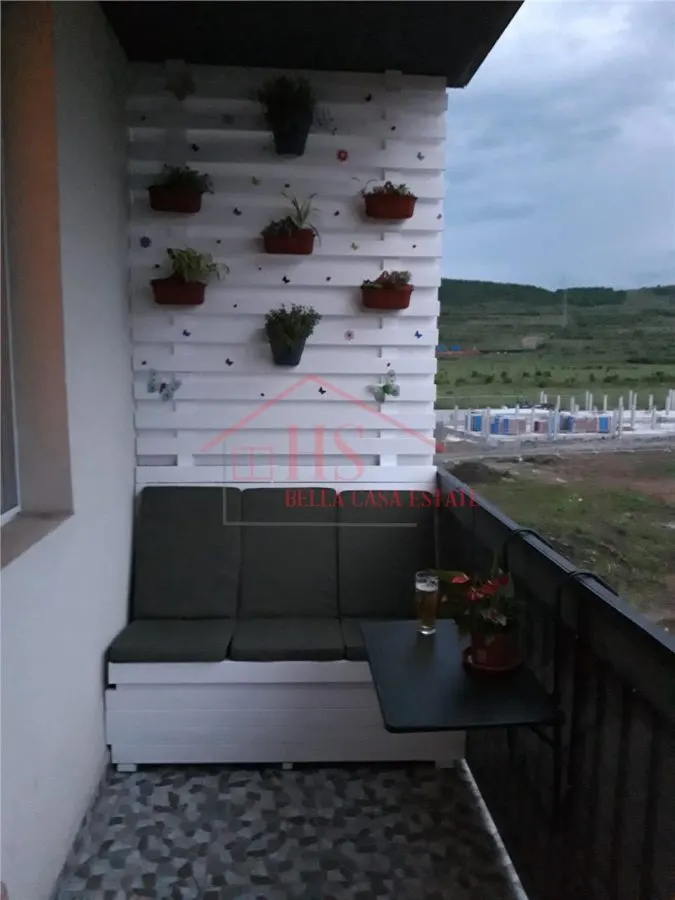 Apartament 3 camere, etaj intermediar,  parcare inclusa. Zona Sesul de Sus-Floresti - foto 14