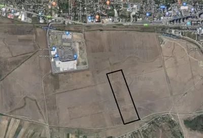 Teren de vanzare. 45E/m2 Mall Moldova Iasi - foto 3