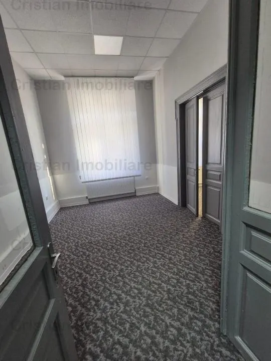 Casa pretabila,  sedii de firma,cabinete medicale ,  zona Centrala - foto 5