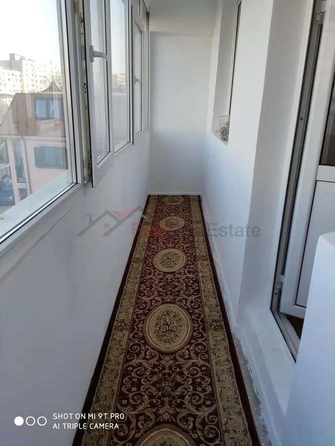 Apartament 3 camere - foto 2