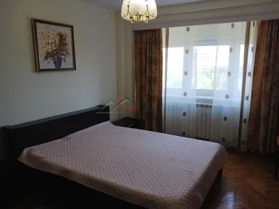 Apartament 3 camere decomandat - foto 10