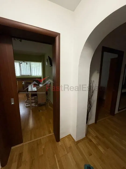 Apartament 3 camere decomandat - foto 12