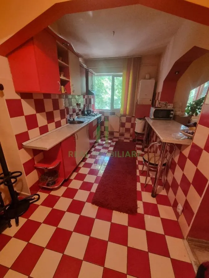 Apartament 2 camere etaj 1 ! - foto 5