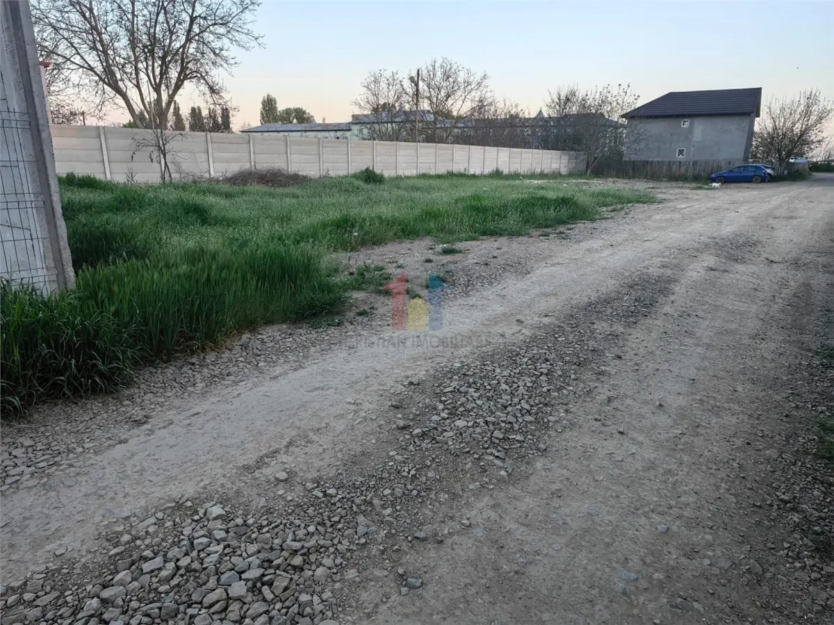 Teren 998 mp, deschidere 57,7 m, pret 95 euro/mp zona Rezidentiala - foto 1
