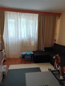 Apartament 3 camere confort 1 zona Calea Galati etaj 3 - foto 4