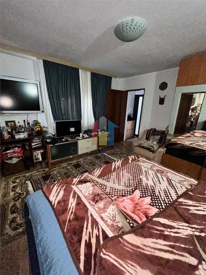 Casa Buzaului - Bis. Sf. Treime , 164mp construiti  teren 353 mp, cu 13m deschidere - foto 6