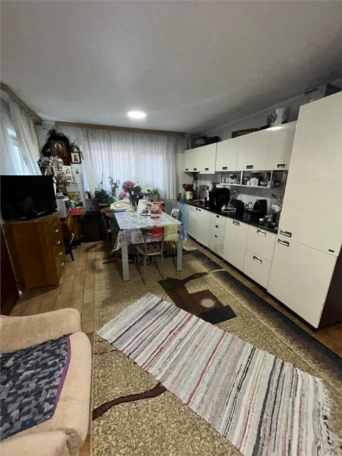 Casa Buzaului - Bis. Sf. Treime , 164mp construiti  teren 353 mp, cu 13m deschidere - foto 9
