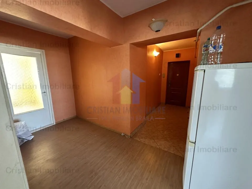 3 camere, Decomandat, etaj intermediar in bloc cu lift, Viziru 3 - foto 1