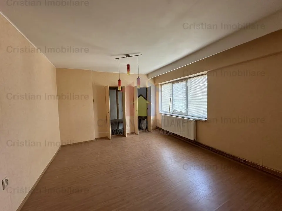 3 camere, Decomandat, etaj intermediar in bloc cu lift, Viziru 3 - foto 2
