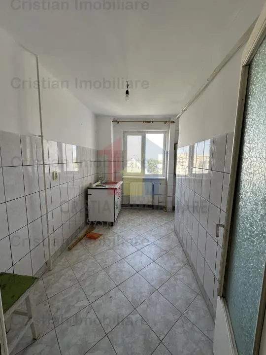 3 camere, Decomandat, etaj intermediar in bloc cu lift, Viziru 3 - foto 7