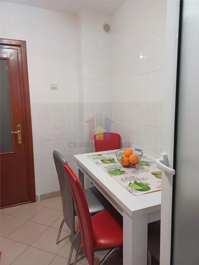 2 camere Confort 1 Decomandat, etaj 3, Renovat, Radu Negru - foto 9
