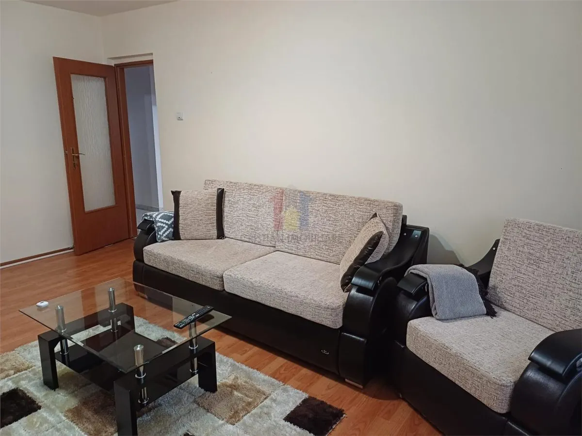 2 camere Confort 1 Decomandat, etaj 3, Renovat, Radu Negru - foto 1