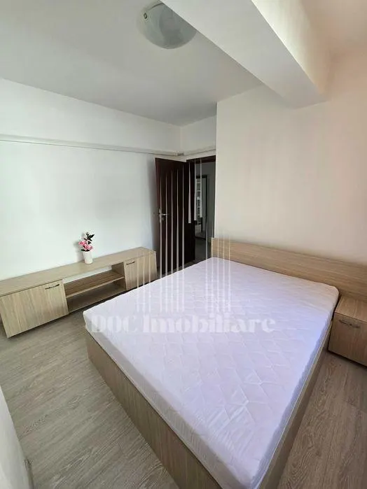 Inchiriere apartament 2 camere Aparatorii Patriei | Metalurgiei - foto 2