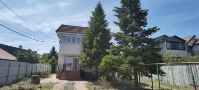 Vila S+P+1 teren=1438 mp, 367mp construiti Varsatura - Varsatura
